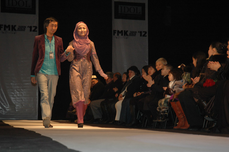 Muslim Fashion Kyrgyzstan 2012 (11)