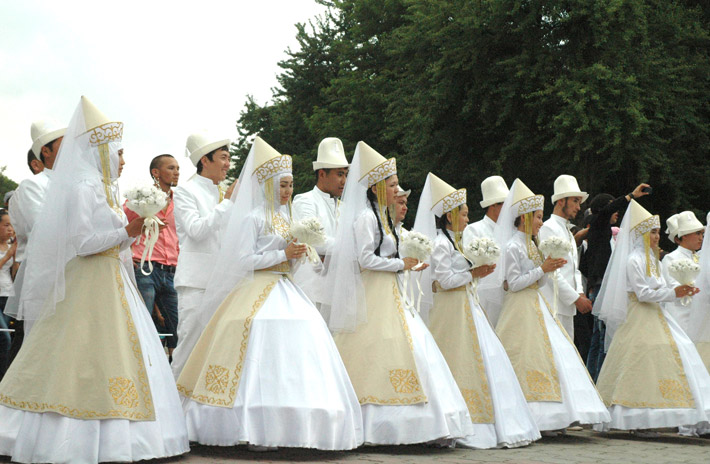 Массовая свадьба в Бишкеке (4)