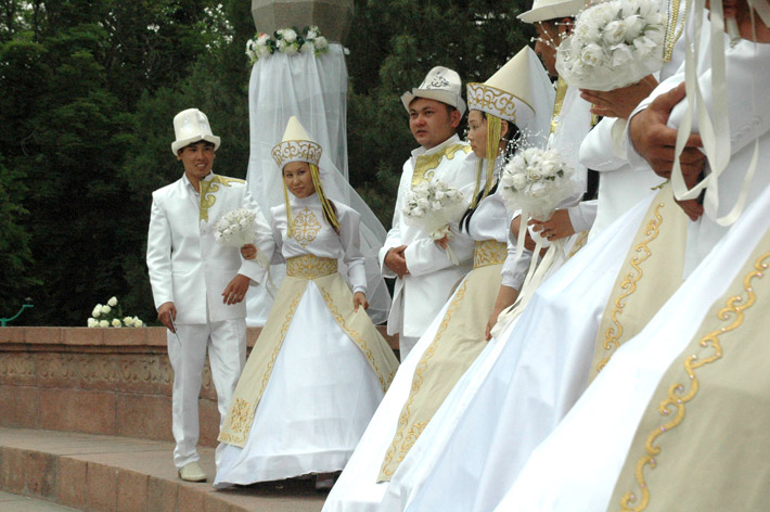 Массовая свадьба в Бишкеке (7)