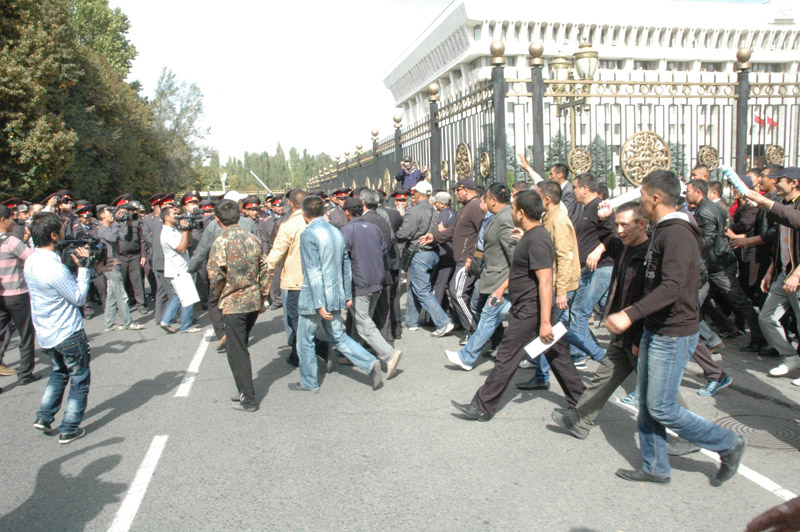 Митинг в Бишкеке 07