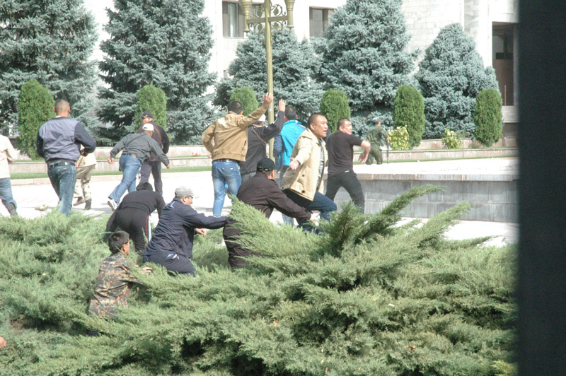 Митинг в Бишкеке 14