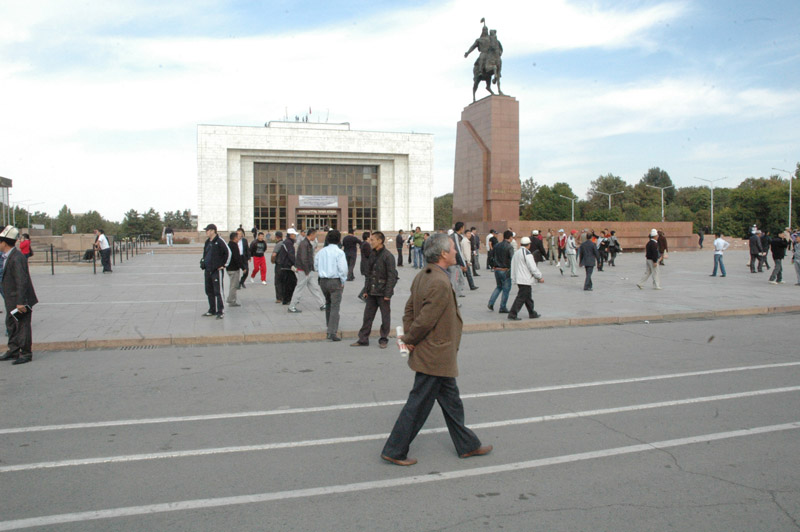 Митинг в Бишкеке 18