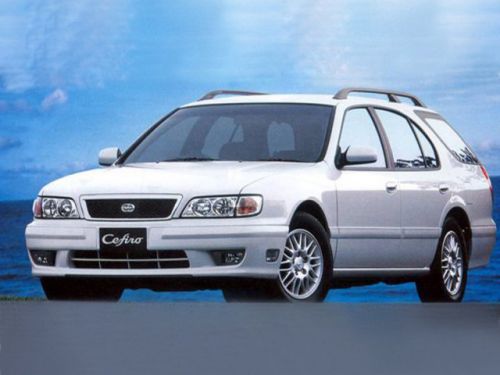 Nissan_Cefiro_Wagon_1997