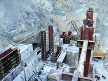 Об этапах проектирования и сооружения Камбар-Атинской ГЭС-2