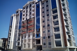Продаю 2-комнатную квартиру, 59кв. м., этаж - 1/10, Ажыбек баатыра 1/Чапаева.