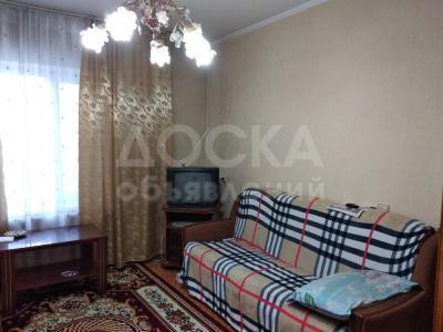 Продаю 3-комнатную квартиру, 75кв. м., этаж - 1/5, Жумабека (Иваницына) - бул. Эркиндик (Дзержинского).