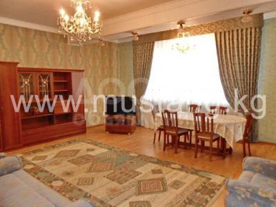 Сдаю квартиру 3-ком., 110кв. м., этаж - 4/10, Тоголок Молдо Киевская.