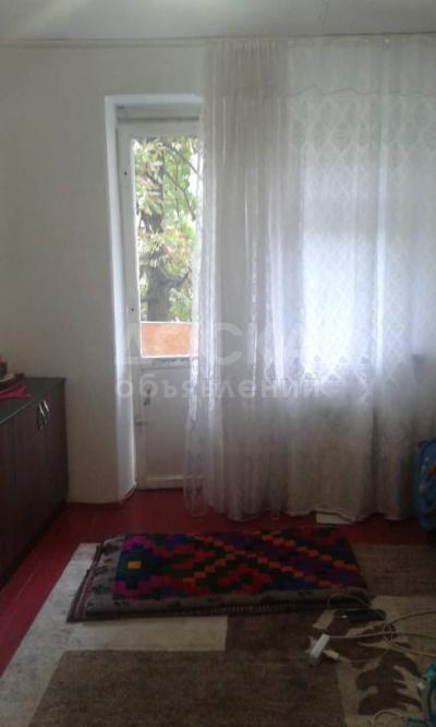 Продаю 1-комнатную квартиру, 22кв. м., этаж - 2/5, М.гвардия/Киевская, коридорного типа.