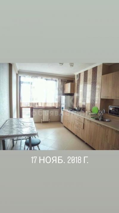 Сдаю 2-комнатную квартиру, 70кв. м., этаж - 5/9, Фрунзе 553.Турусбекова.