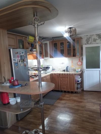 Продаю дом 4-ком., 82кв. м., этаж-1, 9-сот., стена кирпич, с.Н-Покровка ул.Советская.
