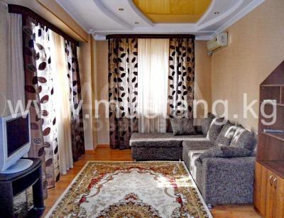 Сдаю квартиру 2-ком., 65кв. м., этаж - 4/8, Токтогула Калыка Акиева.