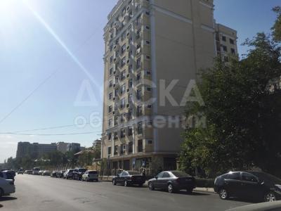 Продаю 2-комнатную квартиру, 60кв. м., этаж - 9/10, Тыныстанова/Токтогула.