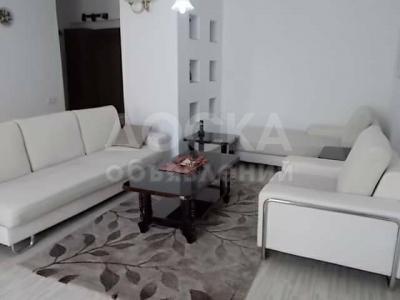 Продаю квартиру 3-ком., 90кв. м., этаж - 2/5, Токтогула/Уметалиева.3 лоджии,инд, отличное состояние.