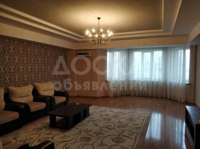 Продаю 2-комнатную квартиру, 125кв. м., этаж - 6/10, Боконбаева-Исанова.