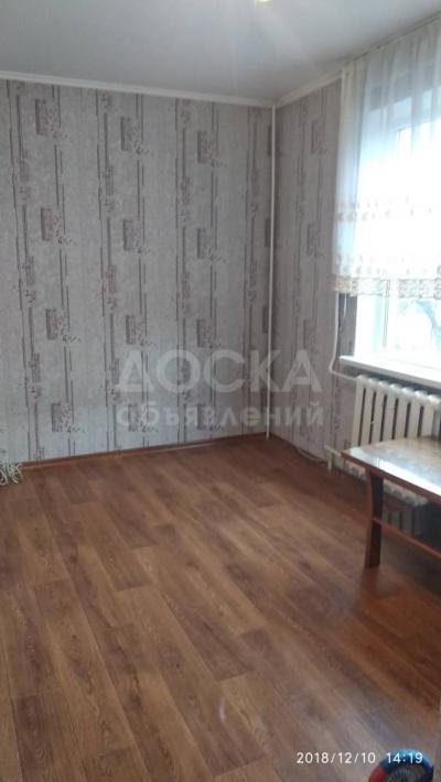 Продаю 2-комнатную квартиру, 44кв. м., этаж - 3/4, 4 мкр (17я школа).