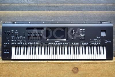 76-клавишная цифровая аранжировочная клавиатура Yamaha Genos для рабочих станций