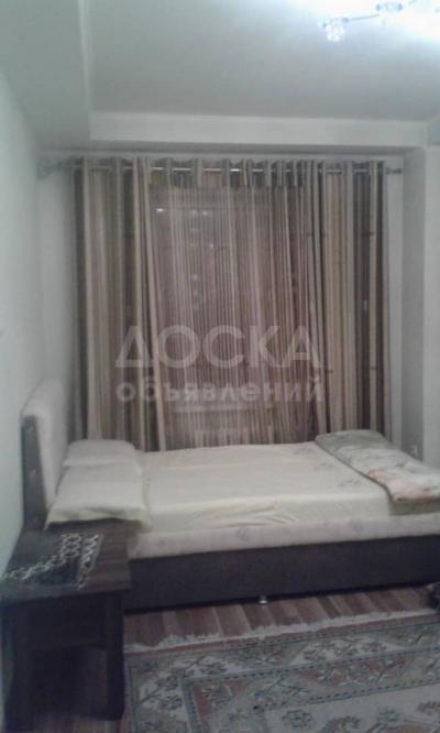 Продаю 1-комнатную квартиру, 53кв. м., этаж - 2/10, Мкр Джал (средний).