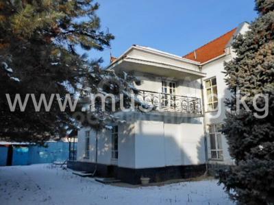 Сдаю дом 6-комнатную 406кв. м., этаж-3, 10-сот., стена кирпич, Советская Ахунбаева.