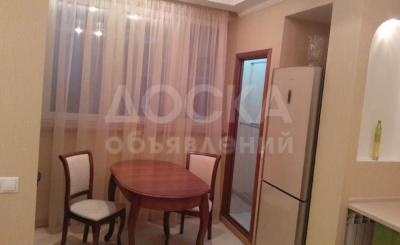Продаю 1-комнатную квартиру, 50кв. м., этаж - 7/10, Ахунбаева 190.