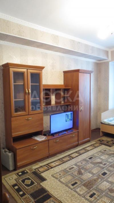 Сдаю 1-комнатную квартиру, 42кв. м., этаж - 2/5, Московская-Турусбекова.