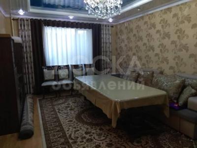 Продаю дом 5-ком., 146кв. м., этаж-2, 3,5-сот., стена кирпич, Горького - Оренбургская.