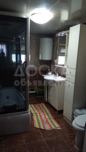 Продаю дом 5-комнатную 105кв. м., этаж-1, 6,1-сот., стена кирпич, ул. Розы Люксембург.