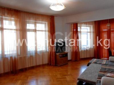 Продаю 3-комнатную квартиру, 180кв. м., этаж - 8/9, Мира Южная магистраль.