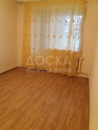 Продаю 2-комнатную квартиру, 53кв. м., этаж - 2/2, ул.урицская.