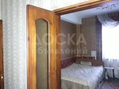 Продаю дом 3-комнатную 68кв. м., этаж-1, 3.3-сот., стена шлакоблок, Т/Молдо/Кокчетавская.
