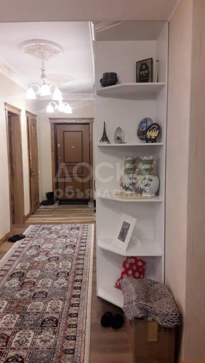 Продаю 3-комнатную квартиру, 125кв. м., этаж - 1/10, 12 мкр СК "Авангард стиль ".