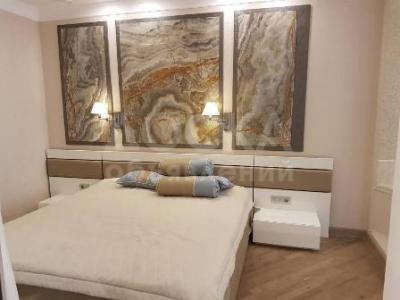 Продаю 2-комнатную квартиру, 70м2кв. м., этаж - 7/9, пр.Мира "Акун".