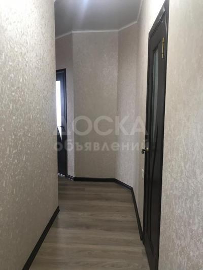 Продаю 1-комнатную квартиру, 53кв. м., этаж - 10/10, Каралаева 40\4.