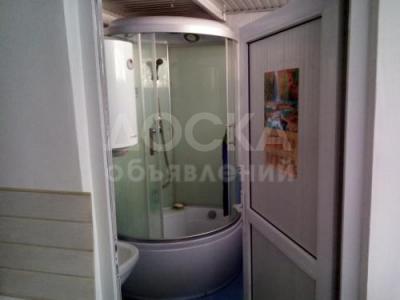 Продаю дом 5-комнатную 120кв. м., этаж-1, 5-сот., стена кирпич, Курманалиева, 148.