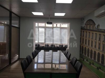 Продаю квартиру 3-ком., 125кв. м., этаж - 3/10, Жибек Жолу-Дэержинка.
