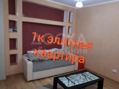 Продаю 1-комнатную квартиру, 40кв. м., этаж - 1/4, 6мкр. Каралаева.