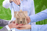 Продаю 3-комнатную квартиру, 62кв. м., этаж - 4/5, 11 мкр 105 серии.