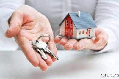 Продаю дом 3-комнатную 52кв. м., этаж-1, 7-сот., стена саман, г. Каракол ул. Масалиева.