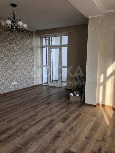 Продаю 2-комнатную квартиру, 70кв. м., этаж - 7/9, Срочно!! Боконбаева/К.Акиева, элитка, евроремонт!!.
