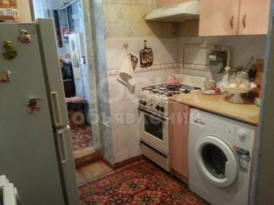 Продаю 2-комнатную квартиру, 44кв. м., этаж - 2/2, г.Кант Военный Городок.