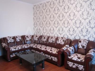 Сдаю 2-комнатную квартиру, 52кв. м., этаж - 6/9, Шопокова-Боконбаева.