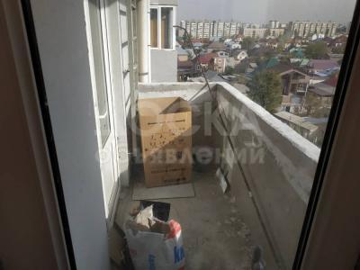 Продаю квартиру 1-ком., 65кв. м., этаж - 8/10, Карло Маркса Медерова .
