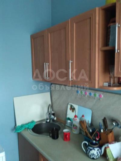 Продаю 3-комнатную квартиру, 60кв. м., этаж - 6/9, Боконбаева/Советская.