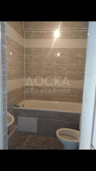 Продаю 1-комнатную квартиру, 45кв. м., этаж - 10/10, мкр Кок-Жар.