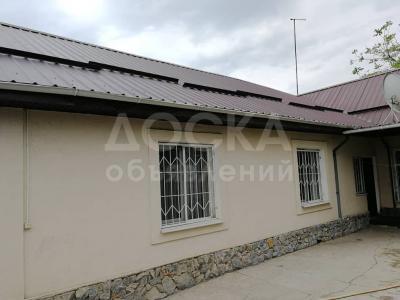 Продаю дом 5-ком., 102кв. м., этаж-1, 7-сот., стена кирпич, Начало с.Маевка, от ул.М.Ганди 400 метров.
