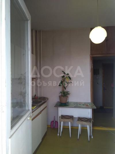 Продаю 2-комнатную квартиру, 53кв. м., этаж - 2/3, Мкр Достук ( по Кайназарова).