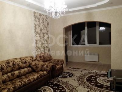 Продаю 2-комнатную квартиру, 67кв. м., этаж - 2/9, ул. Молдокулова, 26, ж.м. Кок-Джар..