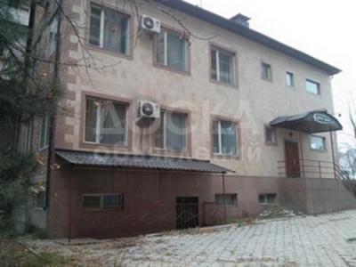 Сдаю здание 640кв. м., г. Бишкек, ул. Абдрахманова, 97/1 (Советская-Боконбаева).