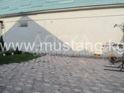 Сдаю дом 4-ком., 110кв. м., этаж-1, 4,5-сот., стена кирпич, Карла Маркса Белорусская..