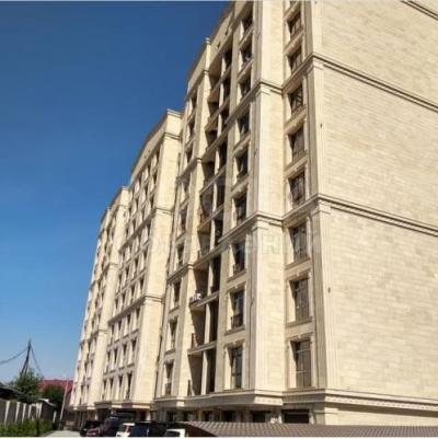 Продаю 2-комнатную квартиру, 74кв. м., этаж - 6/10, Ажыбек баатыра, р-н старого аэропорта, 60 000$.