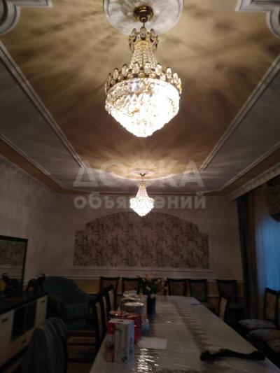 Продаю дом 7-ком., 180кв. м., этаж-2, 8-сот., стена кирпич, район Мол.Гвардия/Кокчетавский.